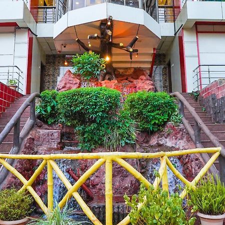 מת'ראן Hotel Kumar Plaza מראה חיצוני תמונה